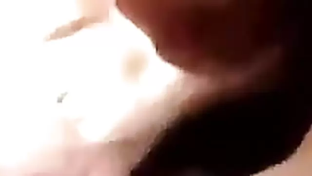 Tacikistanlı ateşli hatun gerçekçi bir video çekti.